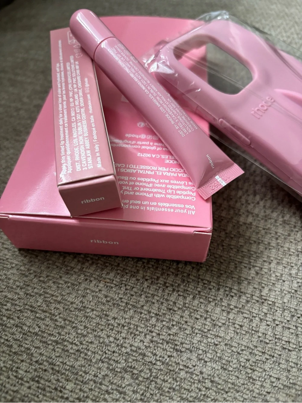 RHODE hydrating lip
